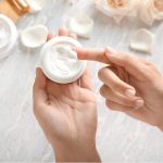 بهترین روتین مراقبت از پوست خشک چیست؟