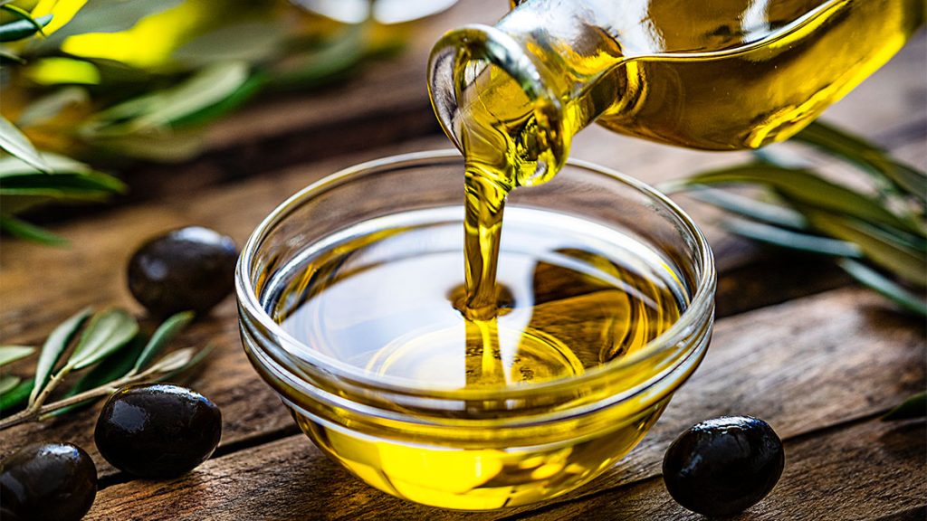 فواید روغن زیتون برای پوست + 8 فایده مهم