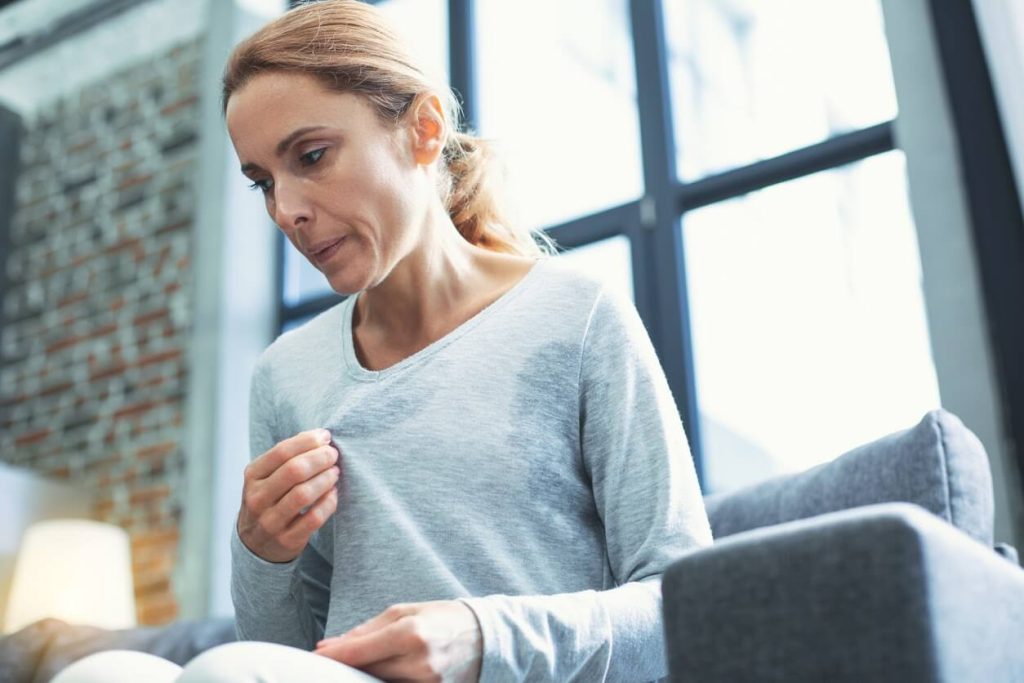 آیا یائسگی زودرس بر روی پوست اثر می گذارد؟