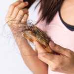 دلایل ریزش مو +بررسی 9 دلیل متداول